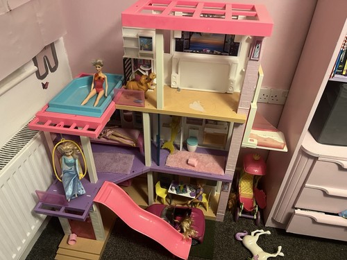 Barbie dream house bundle with - barbie,