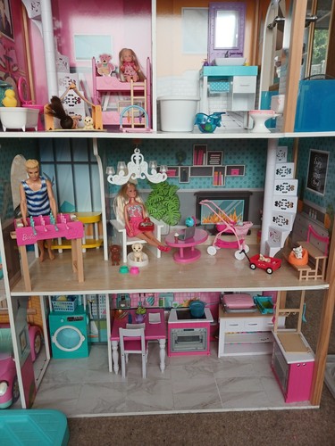 Barbie storey room - 3-storey, 6-room