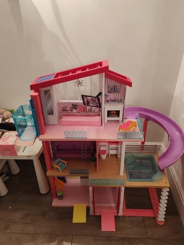 Barbie storey furnished doll - 3-storey,