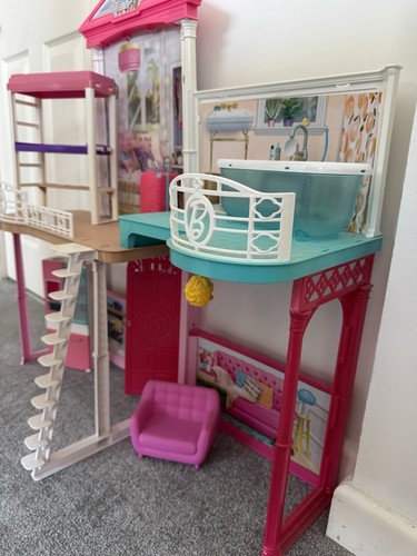 Mattel barbie dolls house - barbie,
