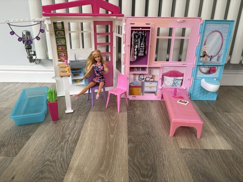 Barbie foldaway portable dolls - foldaway,
