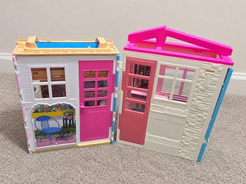 Barbie foldaway dollhouses - foldaway,