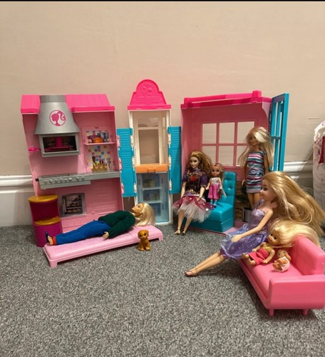 Barbie small house with - small, some