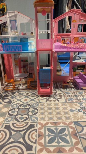 Barbie estate dolls house - barbie,