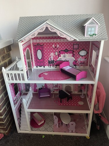 Used barbie houses and - used,