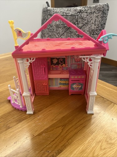 Barbie small house - barbie,