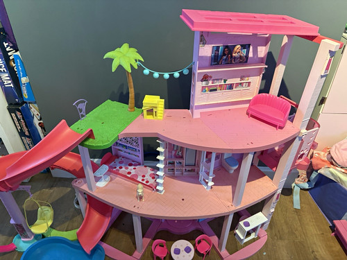 Barbie dreamhouse dollhouse - dreamhouse,